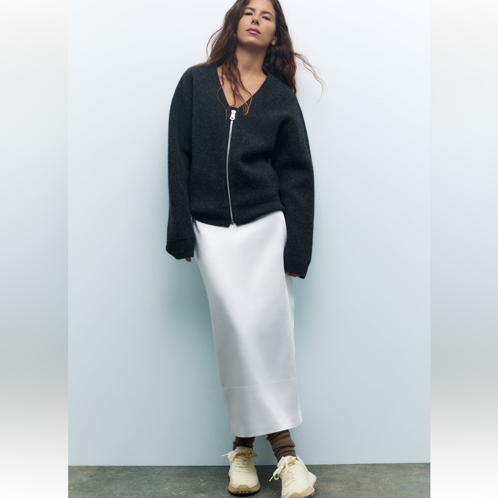 Zara Satin Effect High Waist Midi Skirt Back slit Oyster White Thick NWT - Picture 3 of 16